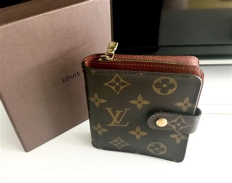 louis vuitton wallet men sale|Men's Compact Wallets: Slim, Small, Folding .